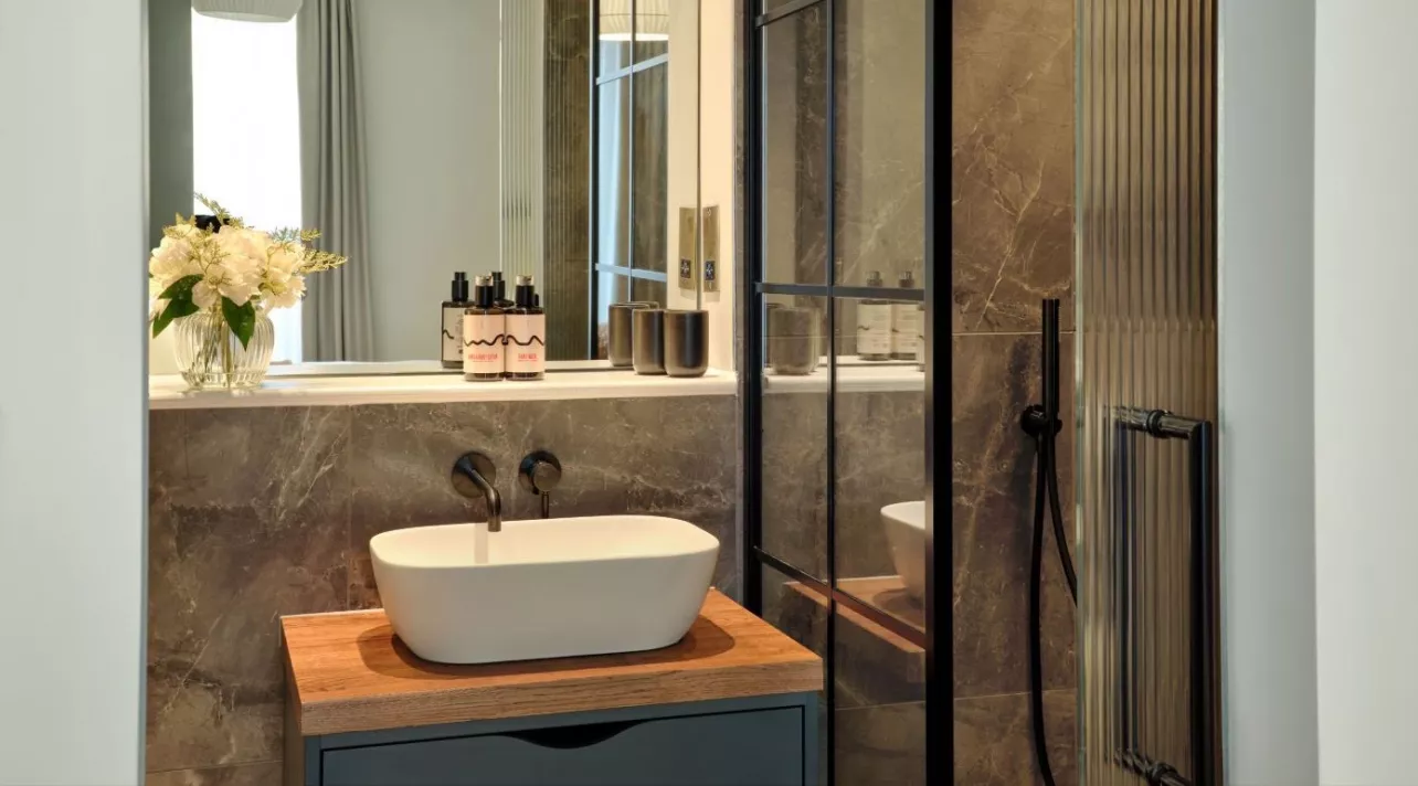 ensuite bathroom