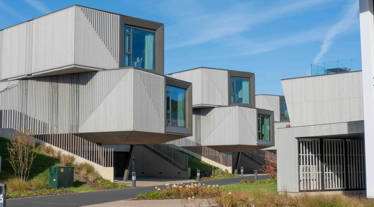 TRACKSIDE RESIDENCE | Escapade Silverstone