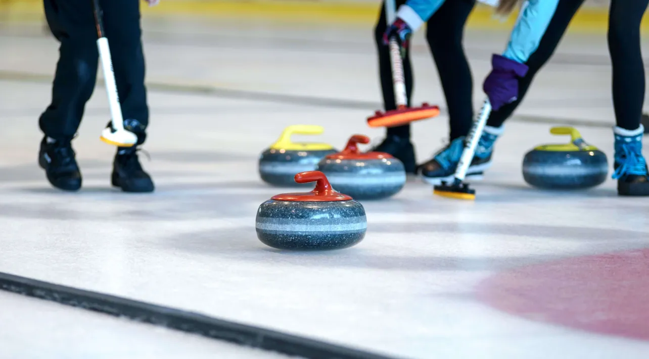 Curling - Christmas at Silverstone
