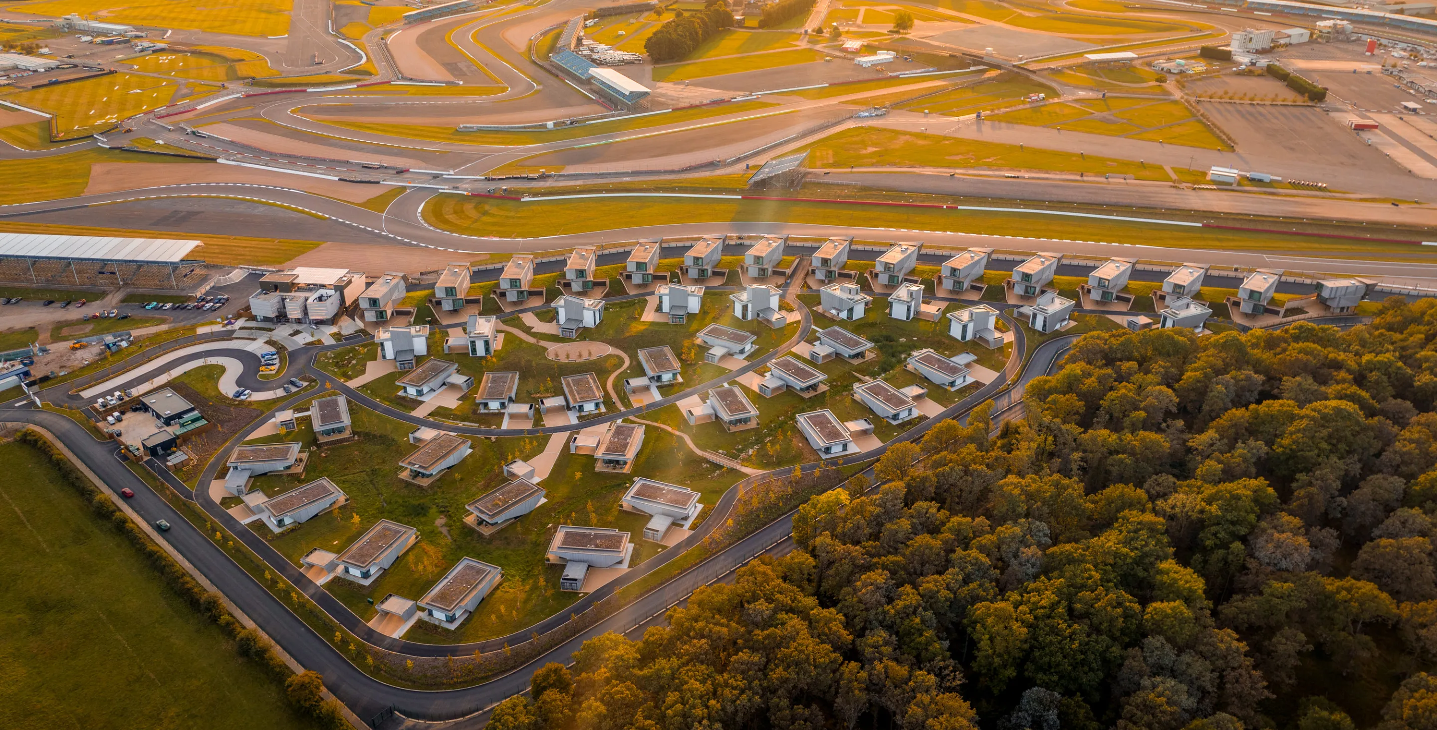 Escapade Silverstone Aerial